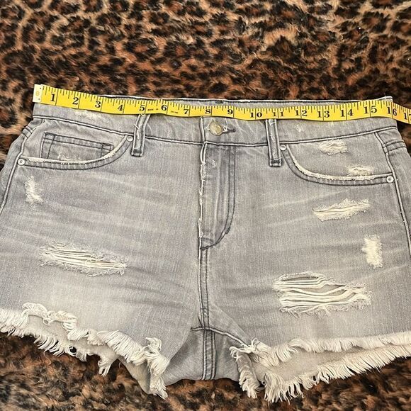 Joe’s Jeans Gabrielle Gray Factory Distressed Ripped Holes Denim Cut Off Shorts - Picture 6 of 12
